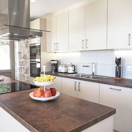 Вилла Pangea Kalli