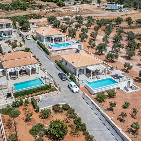 Вилла Pangea Kalli *